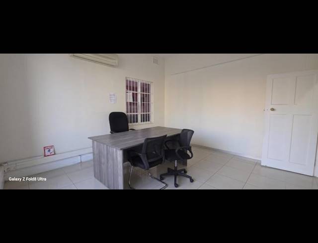 BUSINESS PROPERTY TO RENT IN UMBILO